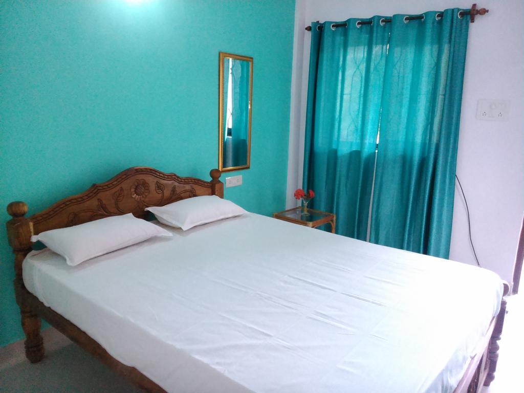 La Blanche Guest House Calangute Ruang foto
